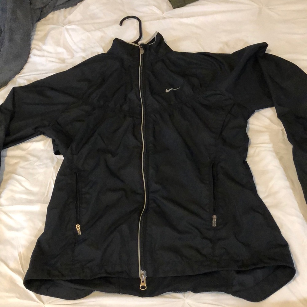 Nike wind breaker